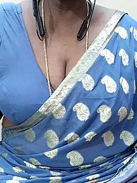 niki076 online show from June 27, 2026, 5:23 am