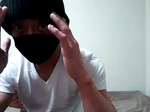 Snapshot of meno-kuma chatting on July 8, 2026, 2:43 pm meno-kuma online show from July 8, 2026, 2:43 pm