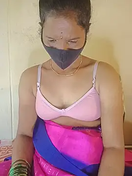 romantictalkingaunty online show from June 29, 2026, 6:08 am