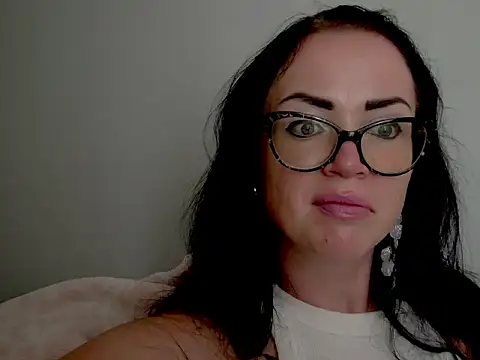 Call me Sugar  online show from July 9, 2026, 10:52 am
