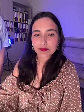 Snapshot of YasminNoir_ chatting on July 3, 2026, 2:45 pm YasminNoir online show from July 3, 2026, 2:45 pm