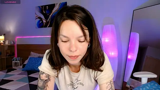 Maya Campbell online show from July 2, 2026, 3:23 am