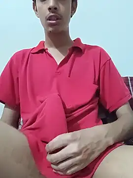 Snapshot of young_Popi chatting on July 10, 2026, 5:48 pm young Popi online show from July 10, 2026, 5:48 pm