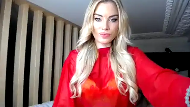 Snapshot of CarlaModel chatting on July 2, 2026, 10:16 pm CarlaModel online show from July 2, 2026, 10:16 pm