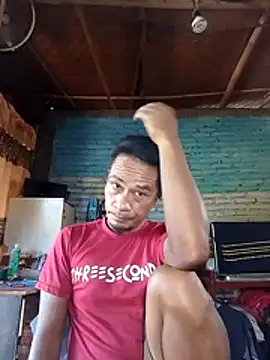 maxwel20 online show from July 14, 2026, 8:08 am