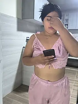 EmiliaRainboow online show from July 10, 2026, 3:00 am