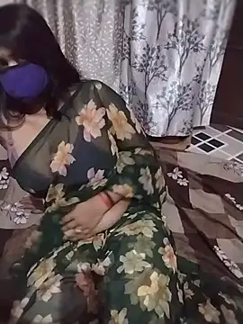 MUSKAAN UP69 online show from July 8, 2026, 4:11 pm