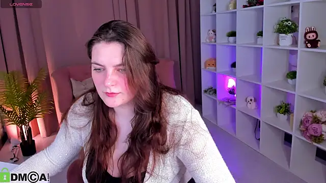 VikiJinx online show from July 6, 2026, 4:09 am