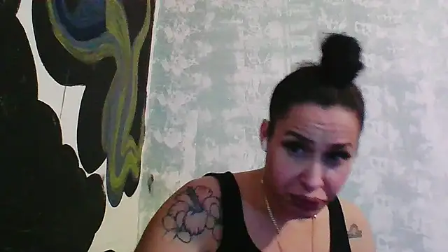 Snapshot of imisamoore69 chatting on October 25, 2025, 10:59 pm imisamoore69 online show from October 25, 2025, 10:59 pm