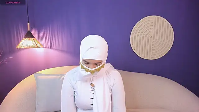 Naira Moon online show from July 6, 2026, 12:57 pm