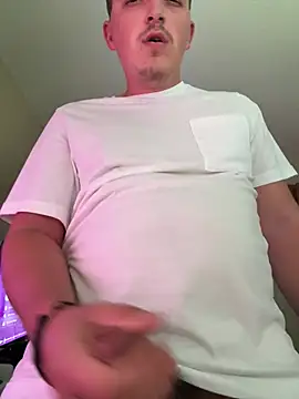 daforeign23 online show from July 4, 2026, 9:32 pm