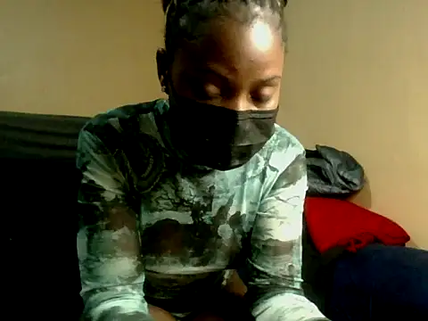 Snapshot of sexybaddie27 chatting on July 9, 2026, 5:28 pm sexybaddie27 online show from July 9, 2026, 5:28 pm