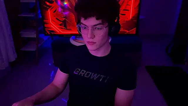 twinkzinhobr online show from July 30, 2026, 12:09 am