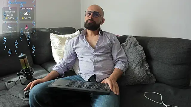 ezequiel mobland online show from July 8, 2026, 1:26 pm