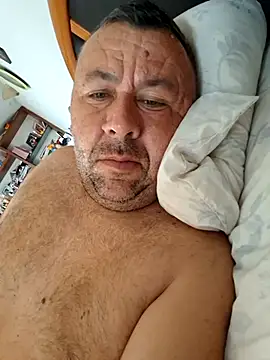 Larry 45 online show from July 26, 2026, 6:10 am