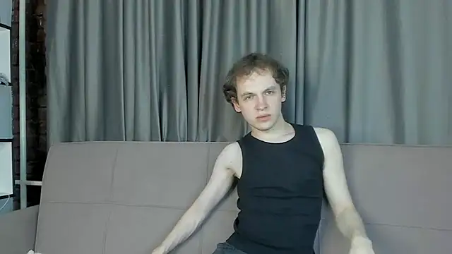 Snapshot of Arrogant_Eli chatting on July 16, 2026, 9:43 pm Arrogant Eli online show from July 16, 2026, 9:43 pm