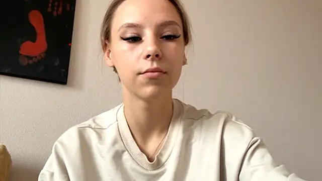 StaciSteffen online show from July 10, 2026, 10:18 am