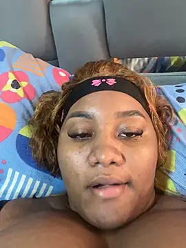 Snapshot of charlotte_johns chatting on July 7, 2026, 3:49 pm charlotte johns online show from July 7, 2026, 3:49 pm