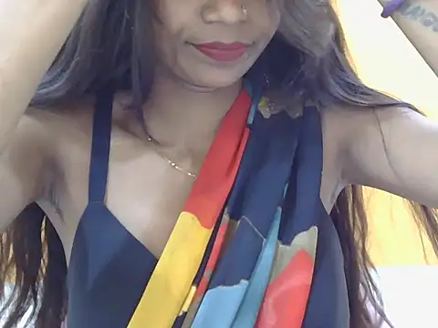 Snapshot of Yours-kavya chatting on July 10, 2026, 5:01 am Yours-kavya online show from July 10, 2026, 5:01 am