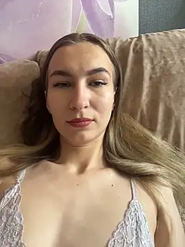 Amanda Spicy online show from July 13, 2026, 5:21 am