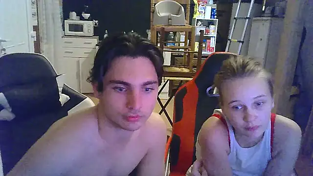 Snapshot of chrissexy40 chatting on July 7, 2026, 9:41 pm chrissexy40 online show from July 7, 2026, 9:41 pm