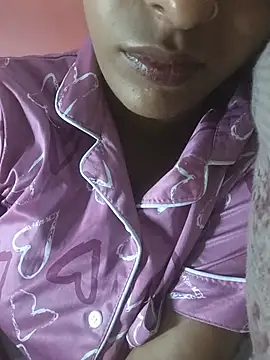 Snapshot of sharmilasingh89 chatting on July 13, 2026, 7:27 pm sharmilasingh89 online show from July 13, 2026, 7:27 pm