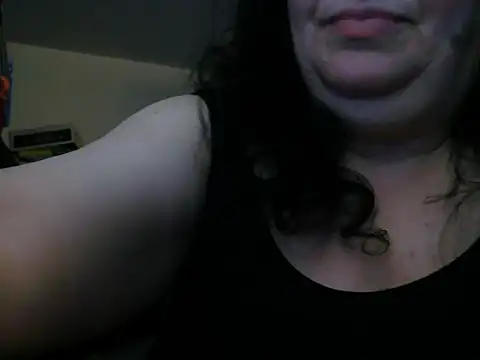 shadowdashlyla online show from July 10, 2026, 3:44 am