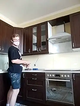 Snapshot of Tiler-cat chatting on July 15, 2026, 1:49 pm Tiler-cat online show from July 15, 2026, 1:49 pm