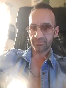 Snapshot of Argentino80 chatting on July 31, 2026, 4:50 pm Argentino80 online show from July 31, 2026, 4:50 pm
