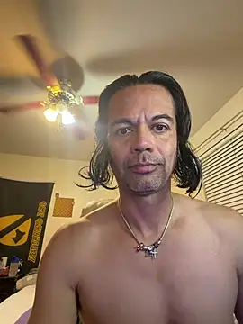 Snapshot of AlexGmork33 chatting on July 15, 2026, 8:30 am AlexGmork33 online show from July 15, 2026, 8:30 am