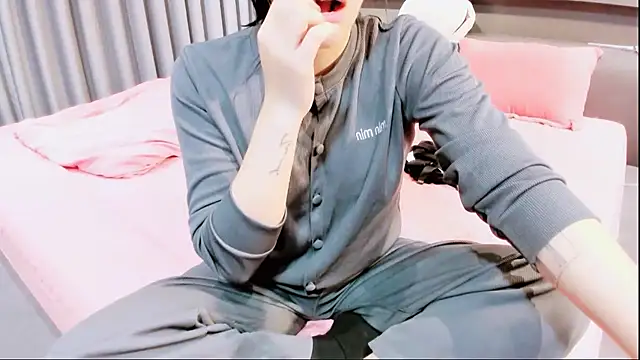 SungkyunnKwan online show from January 20, 2025, 4:34 pm