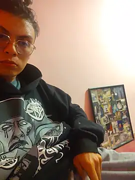 Tian Valenzia online show from July 11, 2026, 9:38 pm