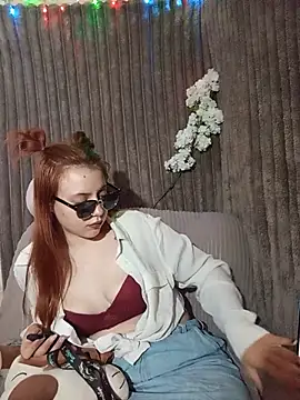 Snapshot of Donna__Bella chatting on July 15, 2026, 7:08 pm Donna Bella online show from July 15, 2026, 7:08 pm