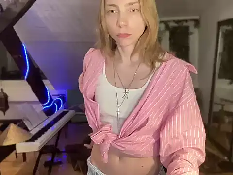 Anna darko online show from July 12, 2026, 9:17 pm