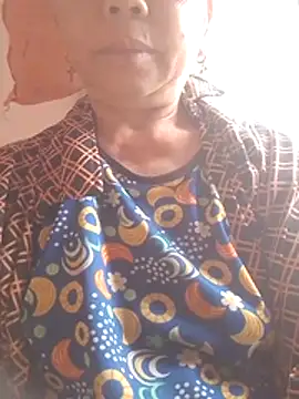 Snapshot of -Camelia- chatting on July 18, 2026, 1:21 am -Camelia- online show from July 18, 2026, 1:21 am