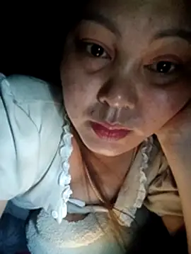 Snapshot of Abii-ni chatting on July 18, 2026, 6:45 pm Abii-ni online show from July 18, 2026, 6:45 pm