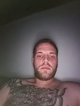 Snapshot of Davidoffcoolbigdick chatting on July 12, 2026, 8:55 pm Davidoffcoolbigdick online show from July 12, 2026, 8:55 pm