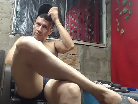Snapshot of pareja_sexyfire20 chatting on July 18, 2026, 1:21 am pareja sexyfire20 online show from July 18, 2026, 1:21 am