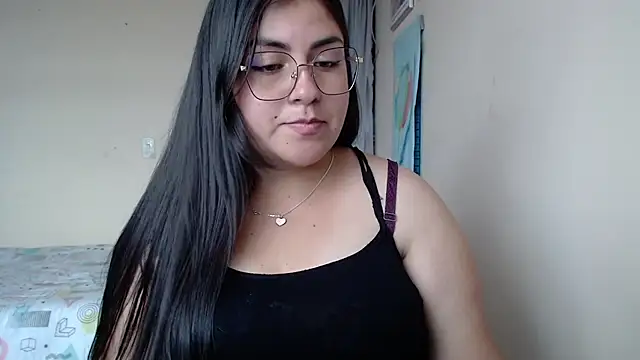 Snapshot of Alejaa_33 chatting on July 15, 2026, 6:57 pm Alejaa 33 online show from July 15, 2026, 6:57 pm