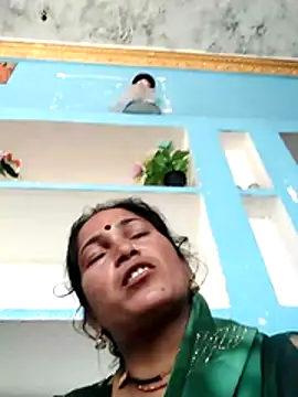 Snapshot of Pinki_hut chatting on July 18, 2026, 7:56 am Pinki hut online show from July 18, 2026, 7:56 am