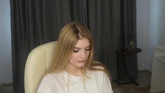 DanaeSpace online show from July 21, 2026, 1:46 pm