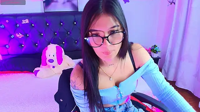 Stefanny Sweett  online show from July 15, 2026, 12:32 pm
