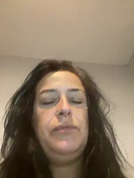 Snapshot of Kattyluvvvv chatting on July 18, 2026, 7:39 pm Kattyluvvvv online show from July 18, 2026, 7:39 pm
