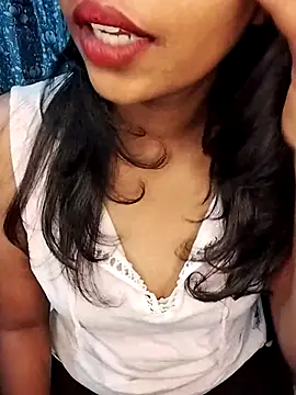 Snapshot of kannada_sakhi_siri666 chatting on July 18, 2026, 2:43 pm kannada sakhi siri666 online show from July 18, 2026, 2:43 pm