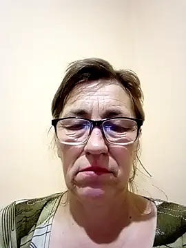 velvetsky651 online show from July 20, 2026, 6:21 pm
