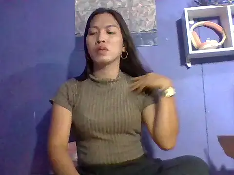 Snapshot of Mia_eyh chatting on July 20, 2026, 5:11 am Mia eyh online show from July 20, 2026, 5:11 am