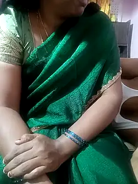 DeviModel143 online show from July 25, 2026, 5:54 pm