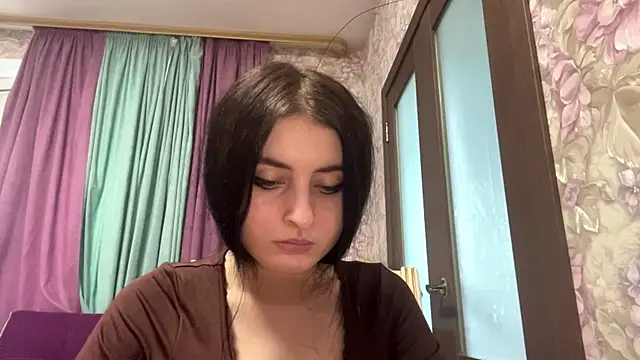 RochelleTrossbach online show from July 23, 2026, 3:21 pm
