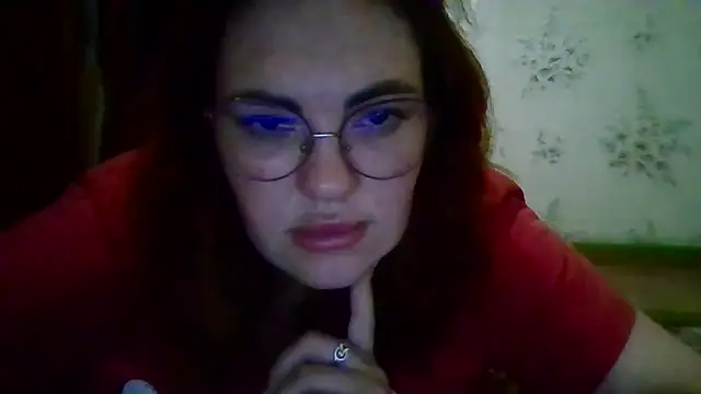 PolinaxxXl online show from July 22, 2026, 9:28 pm