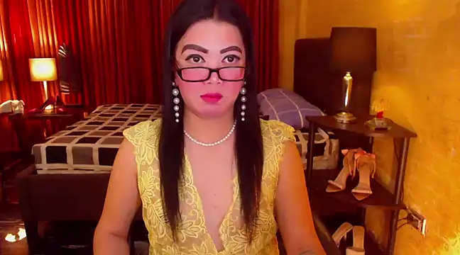 Snapshot of BigCockJewel chatting on January 14, 2025, 8:52 am BigCockJewel online show from January 14, 2025, 8:52 am